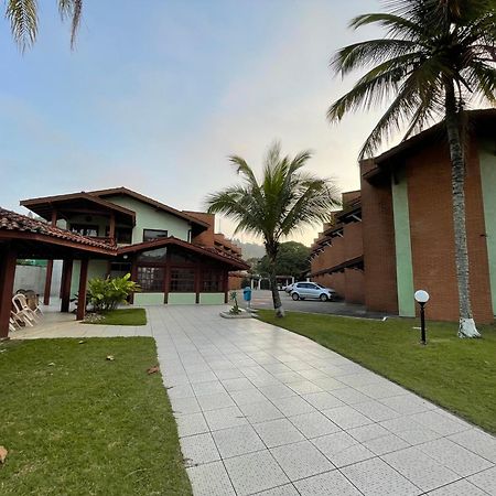 Pe Na Areia Na Praia Das Toninhas - Villagio 24 Porto Feliz Ubatuba Luaran gambar