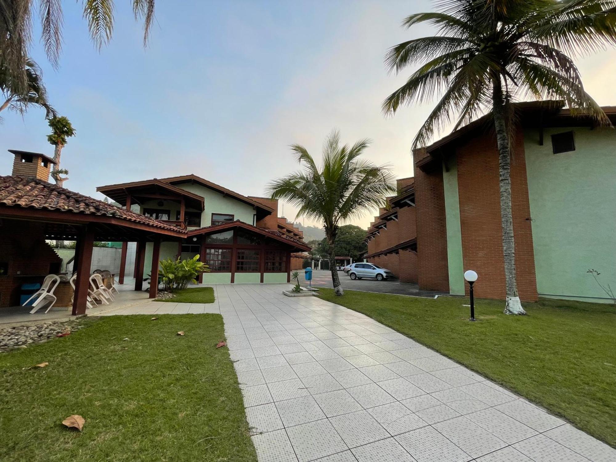 Pe Na Areia Na Praia Das Toninhas - Villagio 24 Porto Feliz Ubatuba Luaran gambar