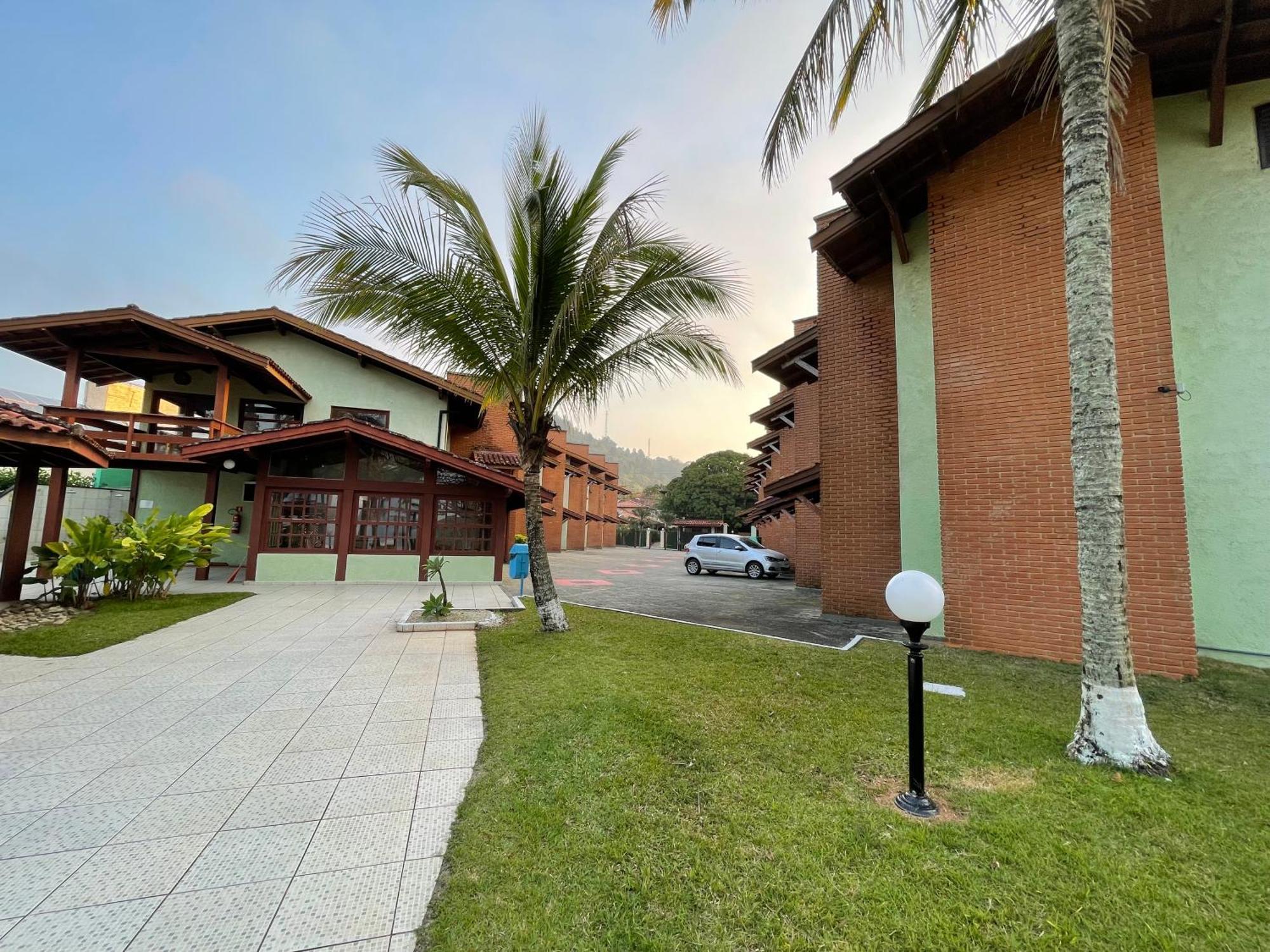 Pe Na Areia Na Praia Das Toninhas - Villagio 24 Porto Feliz Ubatuba Luaran gambar