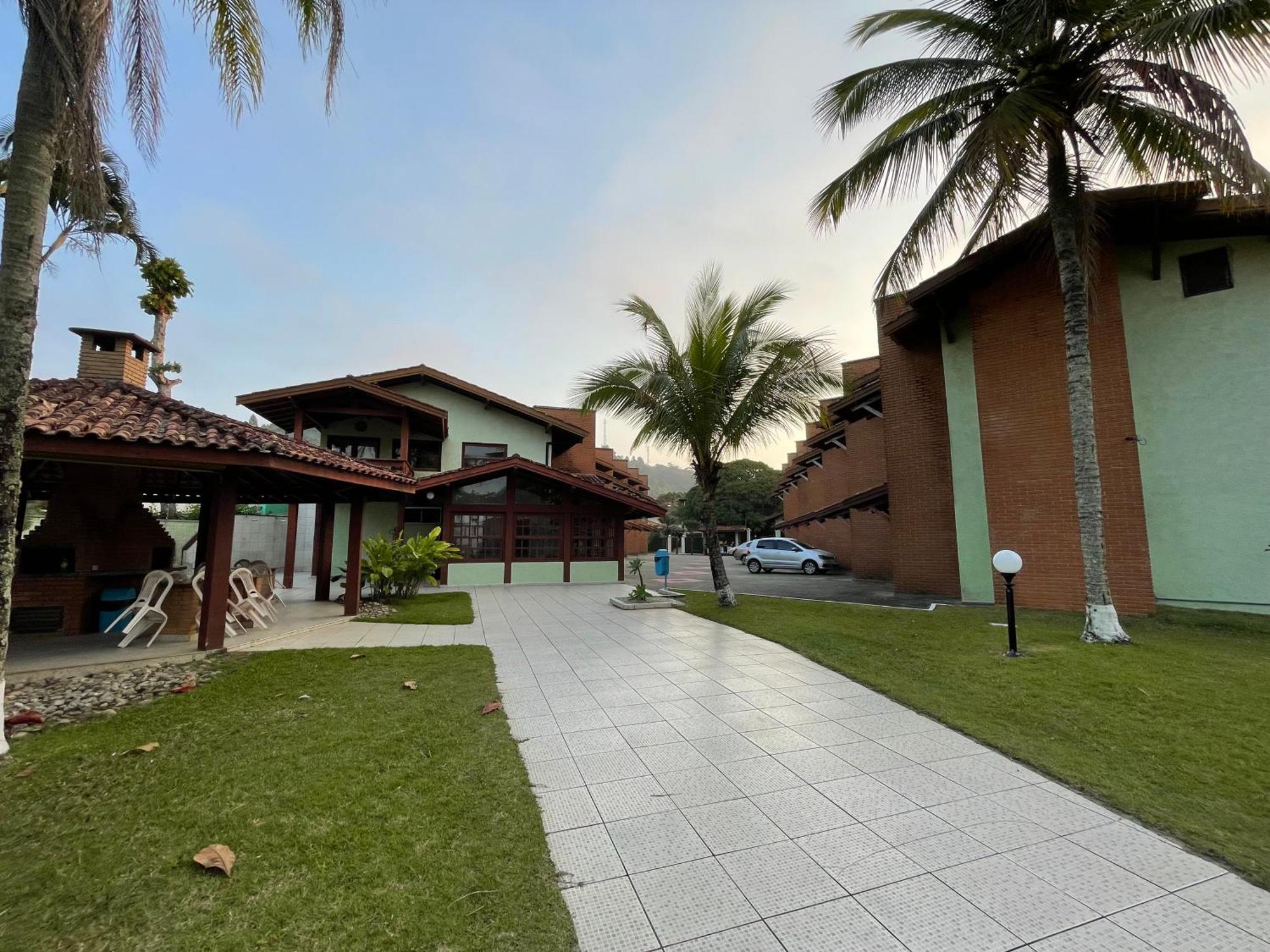 Pe Na Areia Na Praia Das Toninhas - Villagio 24 Porto Feliz Ubatuba Luaran gambar